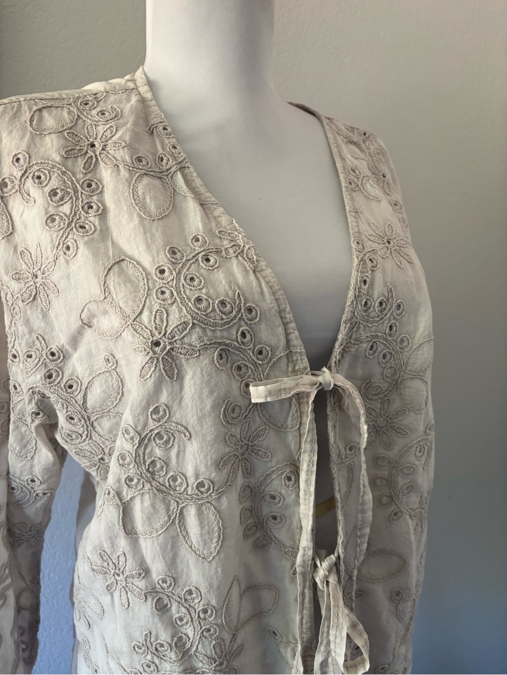 Cream cotton cutout lace top with tie front size M